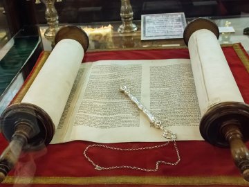 Religious marriage and divorce: Judaism