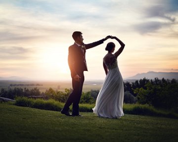 Replace marriage with fixed term relationship contracts and kiss goodbye to divorce?
