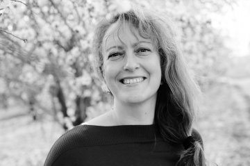 Research spells happiness for divorced women