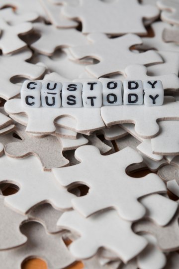 'Gossip Girl' star Kelly Rutherford’s international custody battle