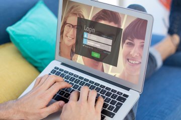 Technology and its pitfalls for a marriage – Part 1: Sharing Technology