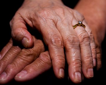 Court correct in granting surviving partner from unmarried couple first refusal to purchase their shared home