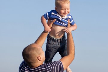 25 US states considered laws promoting co-parenting after divorce in 2017