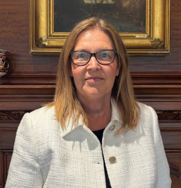 Louise Walker