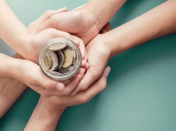 Sir Christopher Hohn to pay ex-wifes charity 282m in landmark ruling