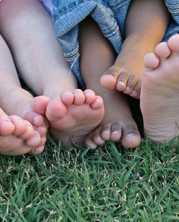 The Casanova and the 'calamity': celebrity blended families and media judgement